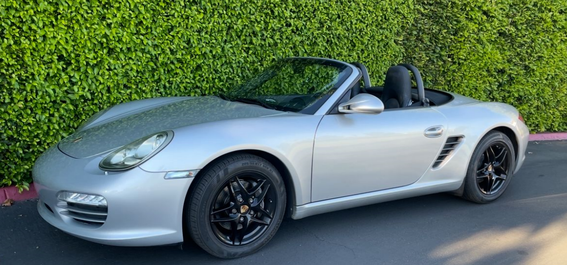 Boxster with Black Wheels.png